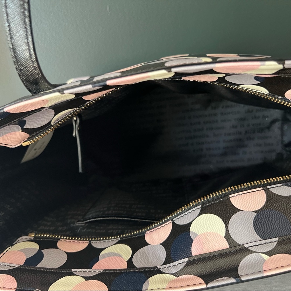 Kate Spade Gallery Drive Small Harmony Tote and bi-fold wallet - Picture 7 of 9